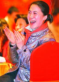 国乒春晚三虎小品赢喝彩王皓摘万元名表大奖(图)