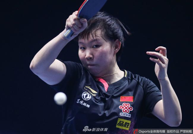T2钻石赛朱雨玲4-1王曼昱 成功夺得女单冠军